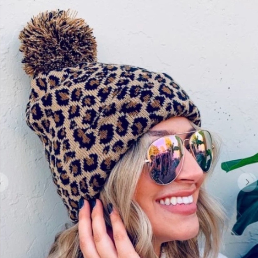 Leopard Print Pom-Pom Beanie NWT - image 1